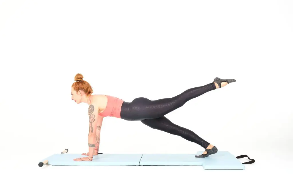 leg pull front on the mat online pilates classes