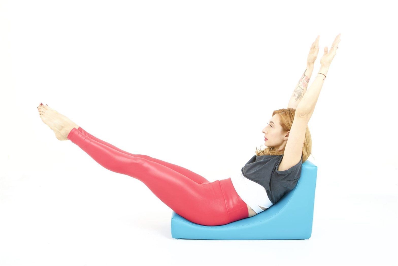 Double-Leg-Stretch-on-the-C-Shaper - Online Pilates Classes
