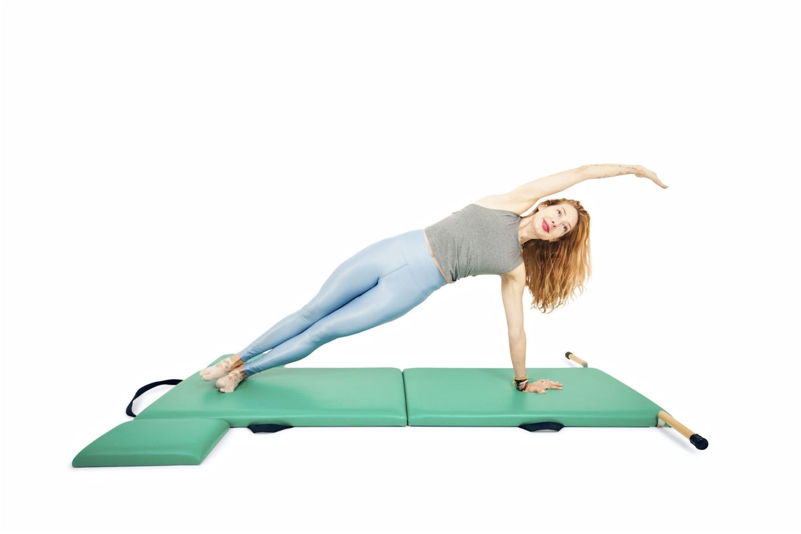 Side Bend on the Mat - Online Pilates Classes