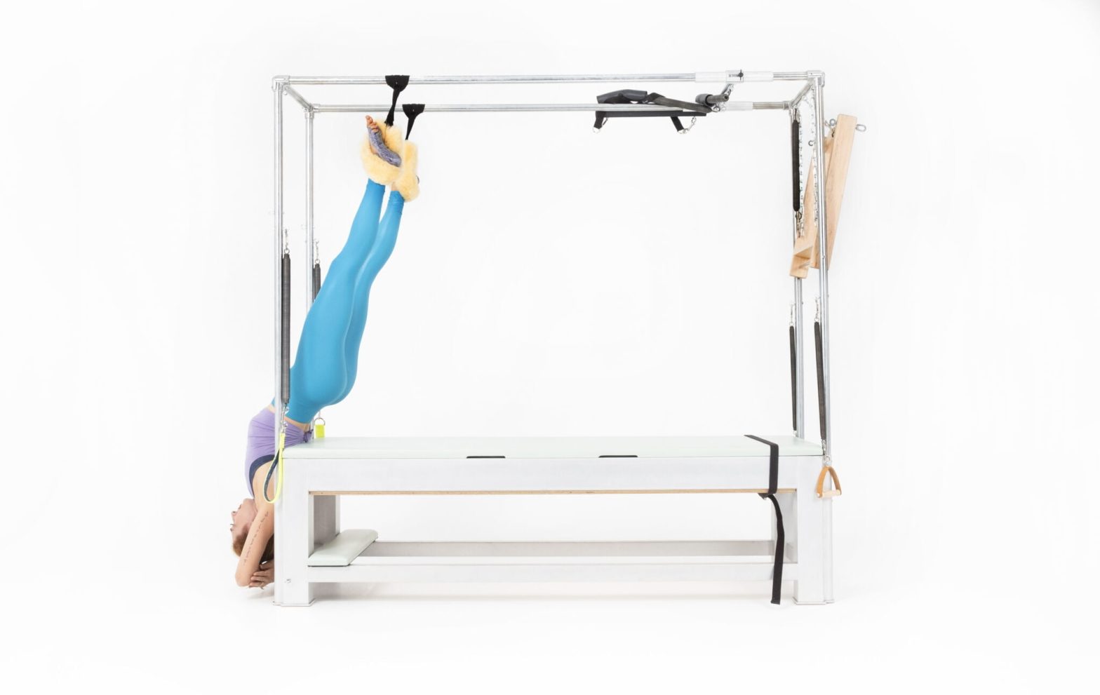 Hanging-on-the-Cadillac Online Pilates Classes